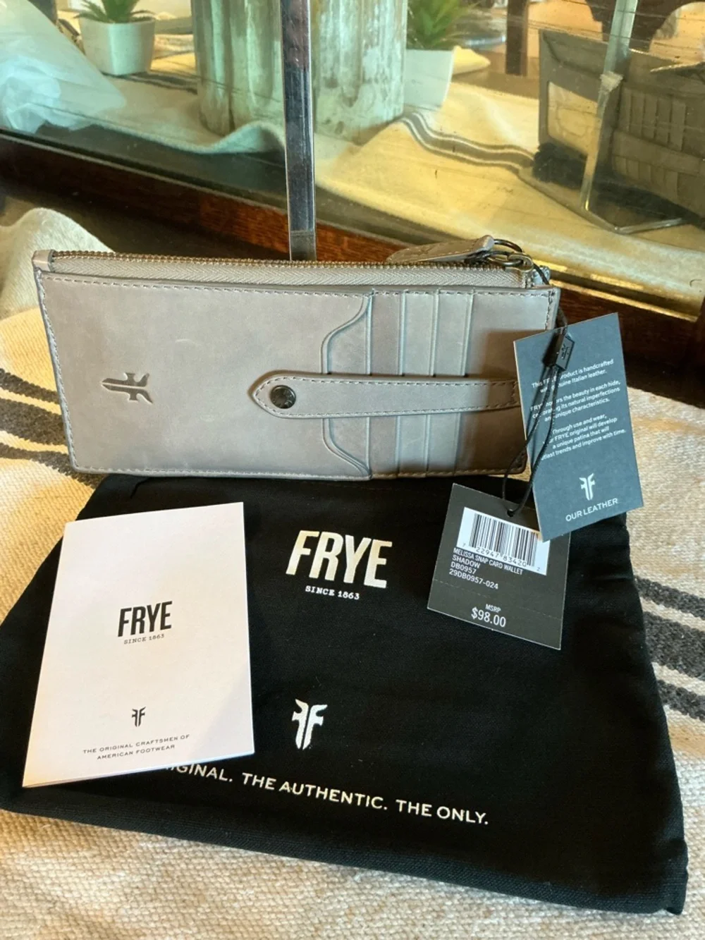 NWT Frye Melissa Leather Snap Card Wallet Shadow Light Gray Retail $98